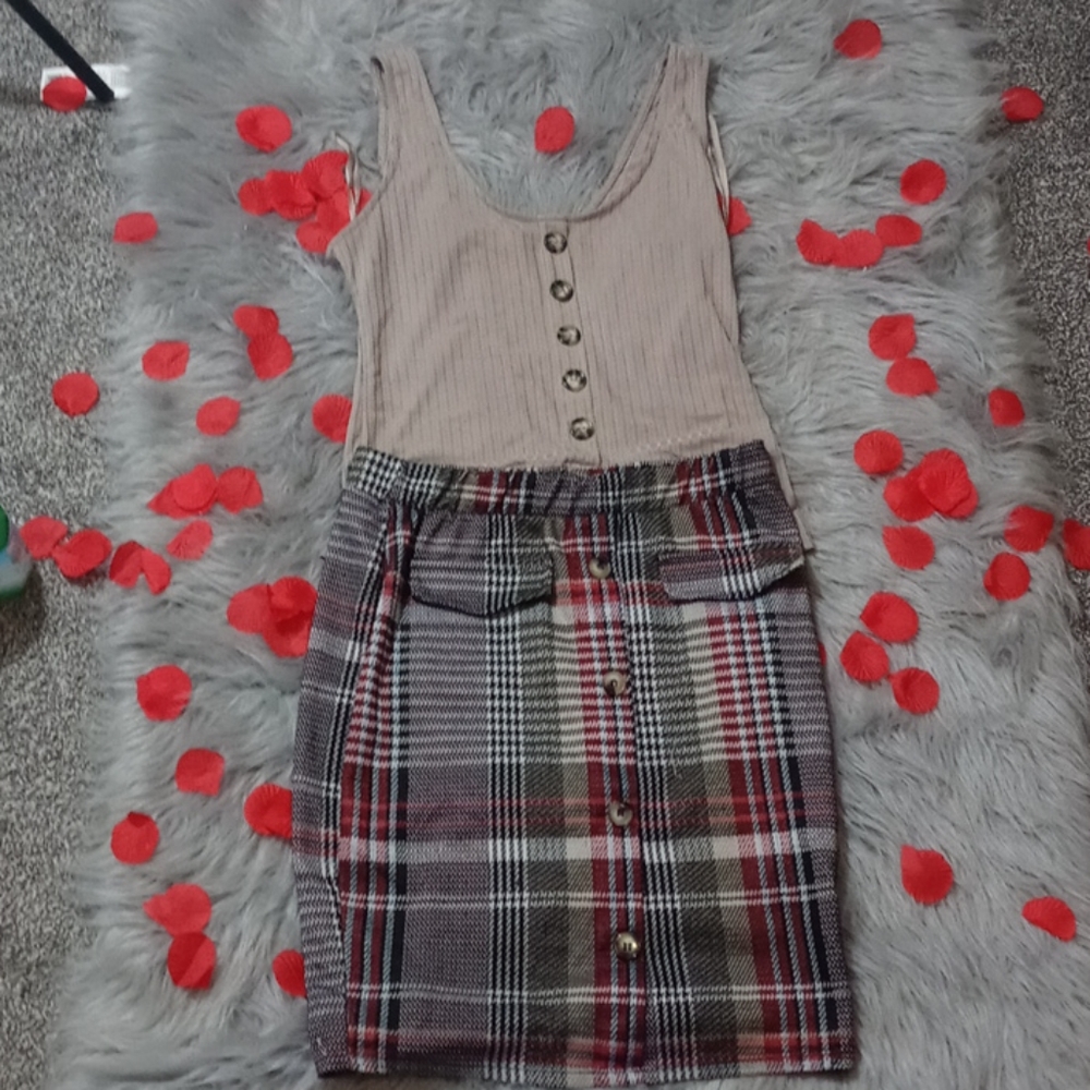 Casual two picd pencil skirt with onsie
